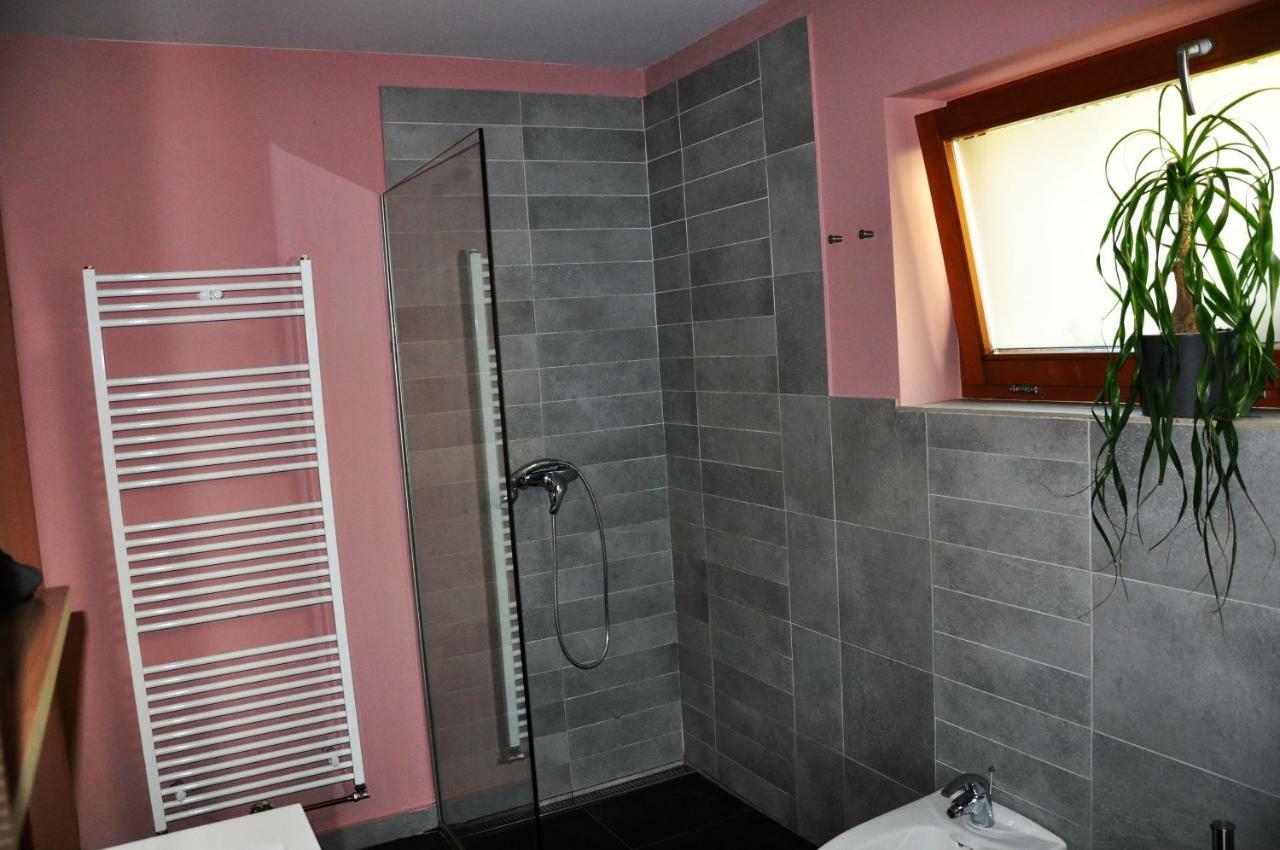 Apartma Rosa Spodnji Otok Exterior photo